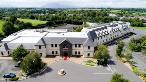 hotel-ballina-wedding-exterior-2