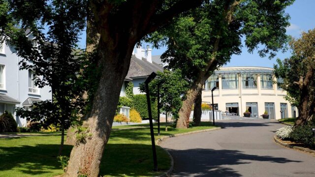 Ballyroe Exterior GNH