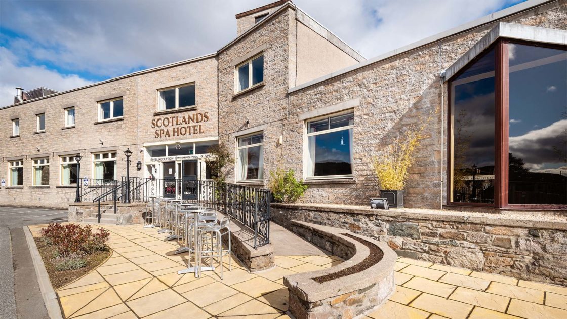 scotlands-hotel-exterior