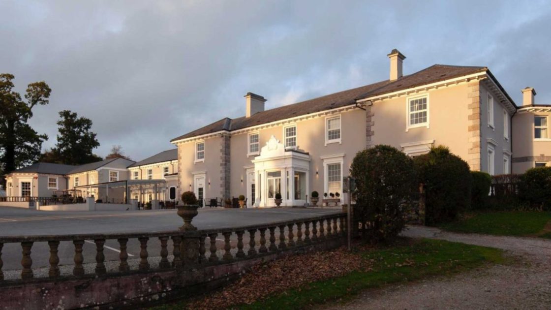 Elfordleigh Exterior