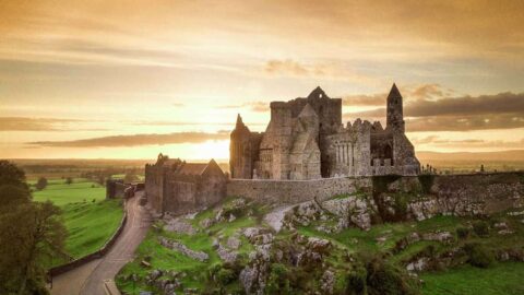 Rock-of-Cashel-Large-1800&times;1125-1