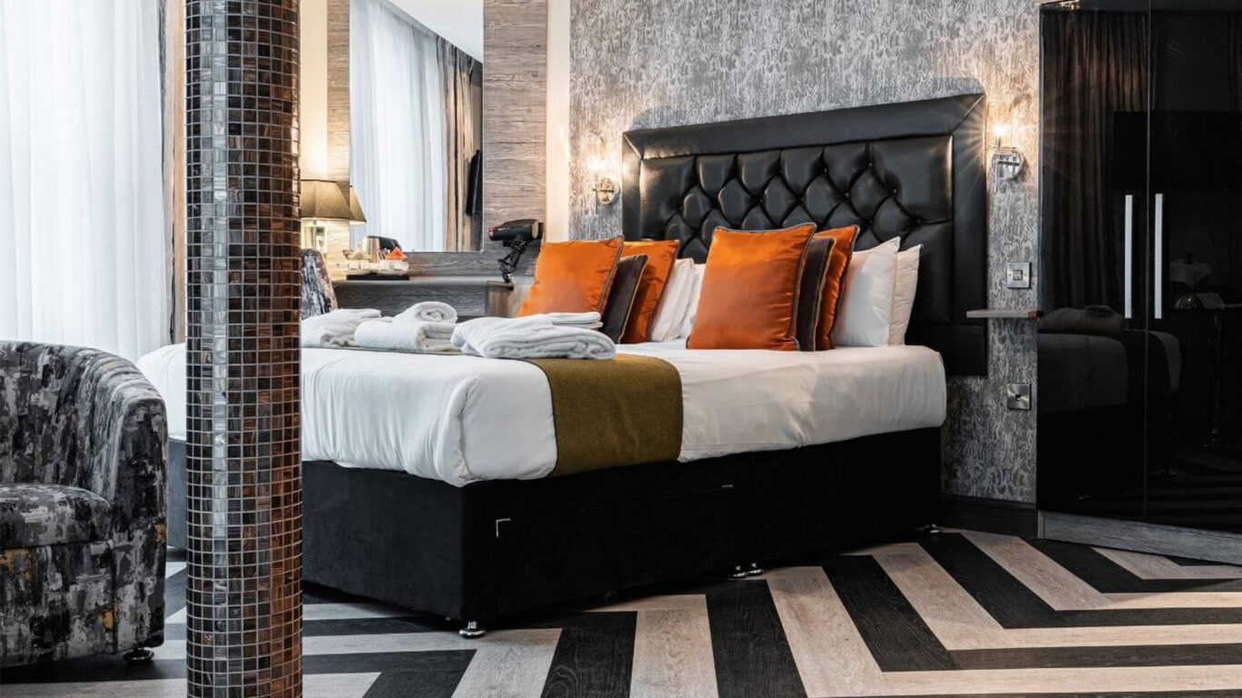 Bedroom-Image-Grand-Hotel